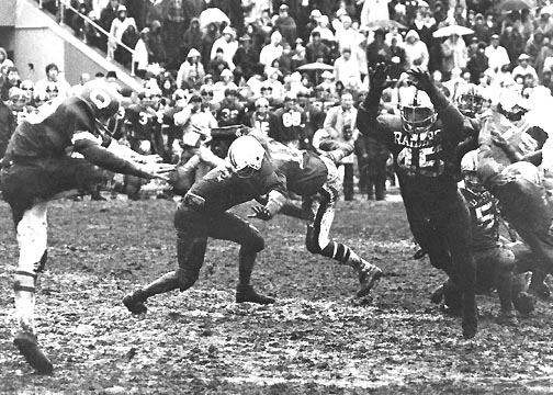 1975 QUINCY VS NORTH Thanksgiving Day North 15 Quincy 8 in OT!! !!!!